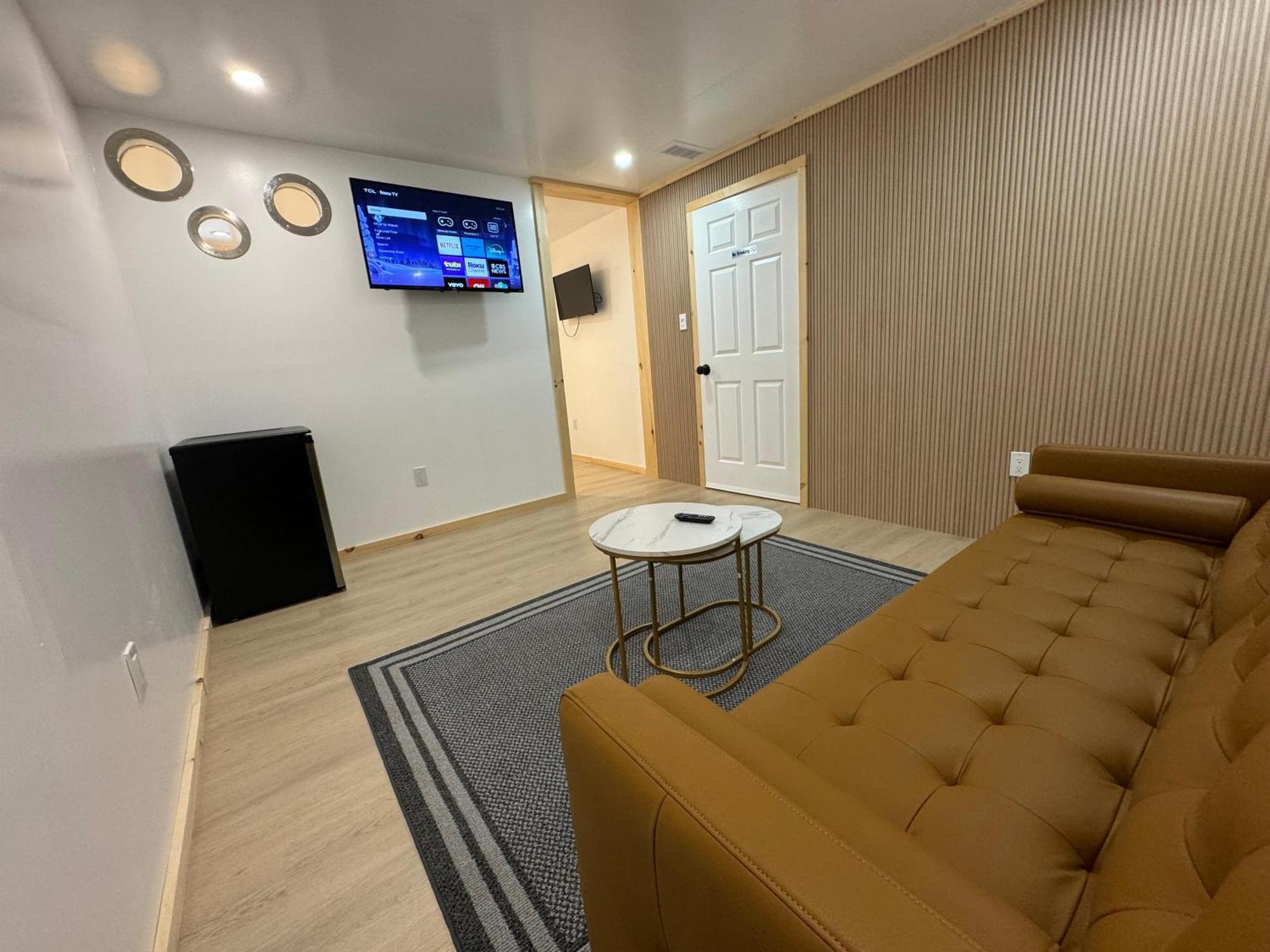 Private Entrance, Private Bathroom, Bedroom And Workspace Ottawa Zewnętrze zdjęcie